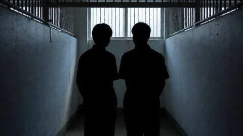 46亿年之恋电影（狱中谜案）有吉淳与香月史郎的羁绊真相