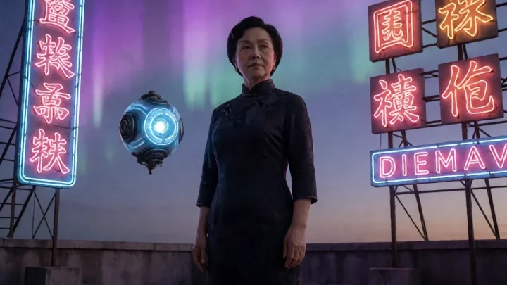 终极一家剧情梗概里夏天为何必须成为终极铁克人?